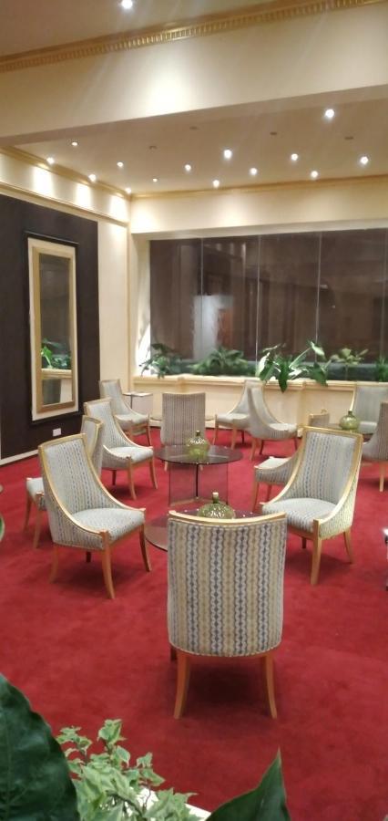 Sleek Hotel Кегалле Экстерьер фото